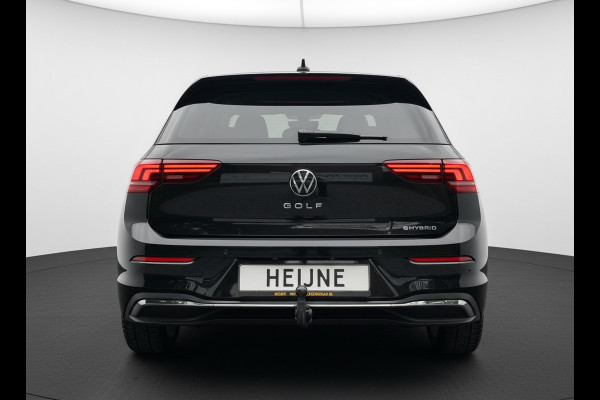 Volkswagen Golf 1.5 eHybrid 204PK PLUG IN. LIFE NAVI/CARPLAY/CAMERA/TREKHAAK