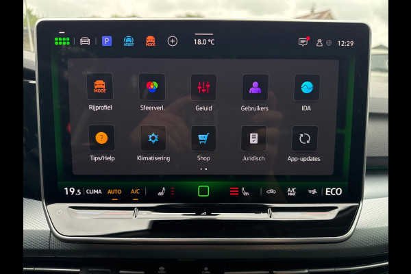 Volkswagen Golf 1.5 eHybrid 204PK PLUG IN. LIFE NAVI/CARPLAY/CAMERA/TREKHAAK
