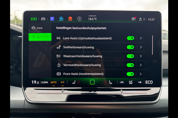 Volkswagen Golf 1.5 eHybrid 204PK PLUG IN. LIFE NAVI/CARPLAY/CAMERA/TREKHAAK