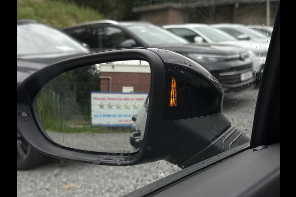 Volkswagen Golf 1.5 eHybrid 204PK PLUG IN. LIFE NAVI/CARPLAY/CAMERA/TREKHAAK