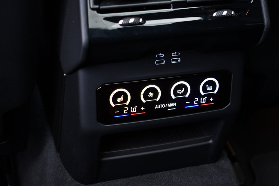 BMW M5 Touring Kreidegrau Ind. | Ultimate Pack | Keramisch | Pano | Trekh | B&W | DA+