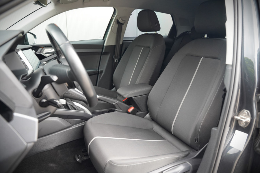 Audi A1 Sportback 25 TFSI epic | Apple Carplay | Navigatie | Cruise Control | Digitale Tellers | DAB | Automaat | NAP | Navigatie | Airco | Regensensor