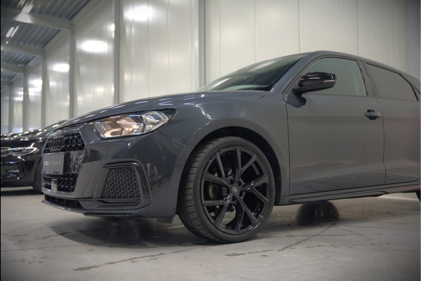 Audi A1 Sportback 25 TFSI epic | Apple Carplay | Navigatie | Cruise Control | Digitale Tellers | DAB | Automaat | NAP | Navigatie | Airco | Regensensor