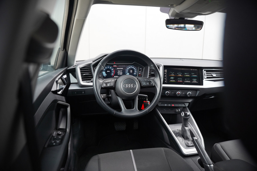 Audi A1 Sportback 25 TFSI epic | Apple Carplay | Navigatie | Cruise Control | Digitale Tellers | DAB | Automaat | NAP | Navigatie | Airco | Regensensor