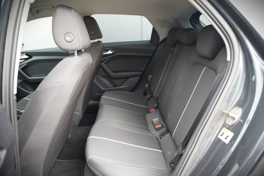 Audi A1 Sportback 25 TFSI epic | Apple Carplay | Navigatie | Cruise Control | Digitale Tellers | DAB | Automaat | NAP | Navigatie | Airco | Regensensor