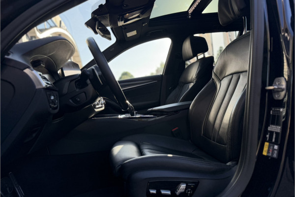 BMW 5 Serie Touring 530e xDrive M-Sport | Panodak | Trekhaak | Comfort Leder | Comfort Access | Memory