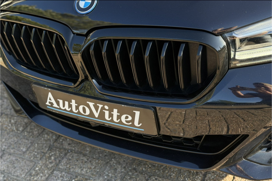 BMW 5 Serie Touring 530e xDrive M-Sport | Panodak | Trekhaak | Comfort Leder | Comfort Access | Memory