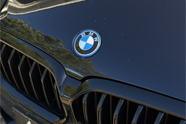 BMW 5 Serie Touring 530e xDrive M-Sport | Panodak | Trekhaak | Comfort Leder | Comfort Access | Memory