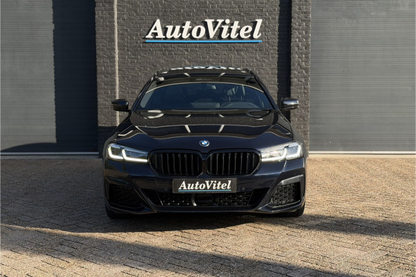 BMW 5 Serie Touring 530e xDrive M-Sport | Panodak | Trekhaak | Comfort Leder | Comfort Access | Memory