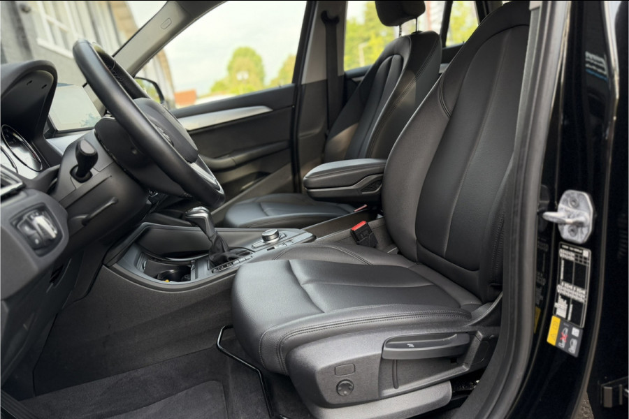 BMW X1 xDrive25e | Head-Up | Trekhaak | Leder | Camera | Stoelverwarming