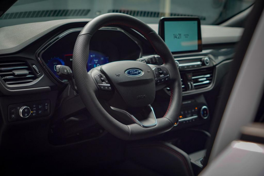 Ford Kuga 2.5 PHEV ST-Line / Elek Klep / Winter Pack / All Season / Trekhaakvoorbereiding / Privacy Glas / Incl BTW
