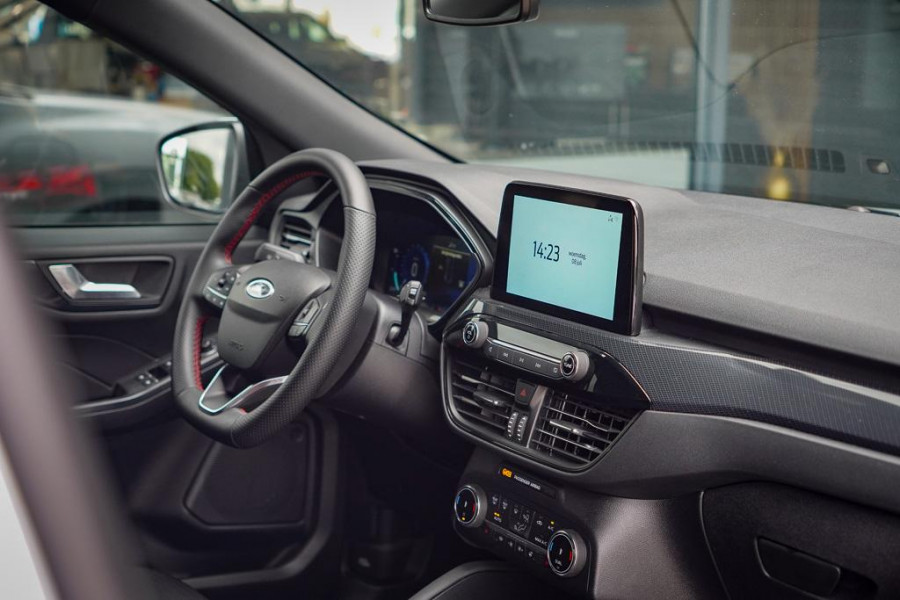 Ford Kuga 2.5 PHEV ST-Line / Elek Klep / Winter Pack / All Season / Trekhaakvoorbereiding / Privacy Glas / Incl BTW