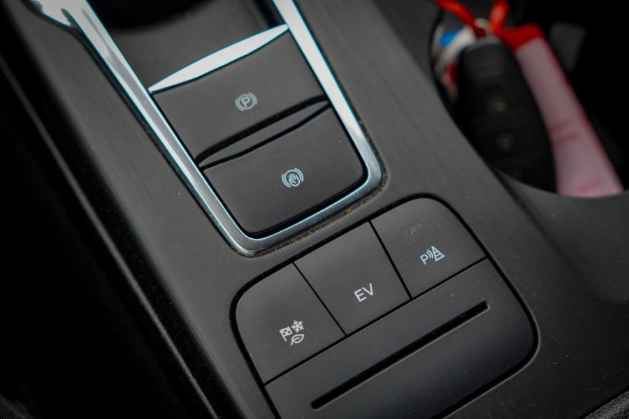 Ford Kuga 2.5 PHEV ST-Line / Elek Klep / Winter Pack / All Season / Trekhaakvoorbereiding / Privacy Glas / Incl BTW