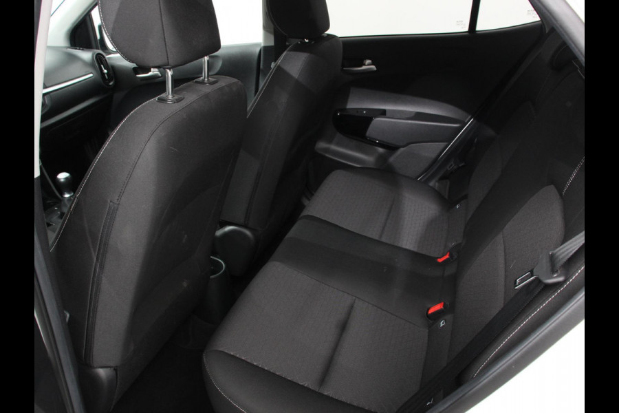 Kia Picanto 1.0 DPi Dynamic Plusline Navigatie Apple Carplay/Android Auto Camera Parkeer sensoren Climate Control Lichtmetalen Velgen Cruise Control Parkeer sensoren Extra Getint Glas Keyles