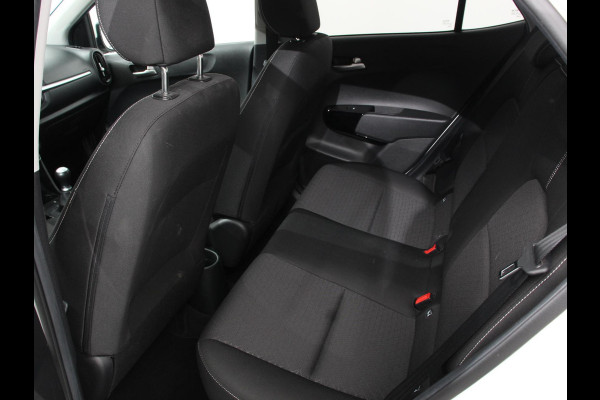 Kia Picanto 1.0 DPi Dynamic Plusline Navigatie Apple Carplay/Android Auto Camera Parkeer sensoren Climate Control Lichtmetalen Velgen Cruise Control Parkeer sensoren Extra Getint Glas Keyles