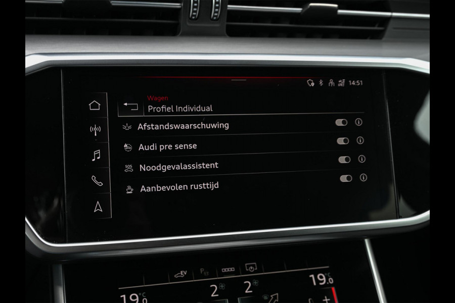 Audi A6 Avant 55 TFSI e quattro Competition | Panoramadak | Camera | Black Optic | Adaptive Cruise | Stuur + Stoelverwarming |