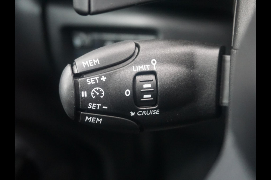 Citroën C5 Aircross 1.2 Hybrid 136 Plus 180 Camera