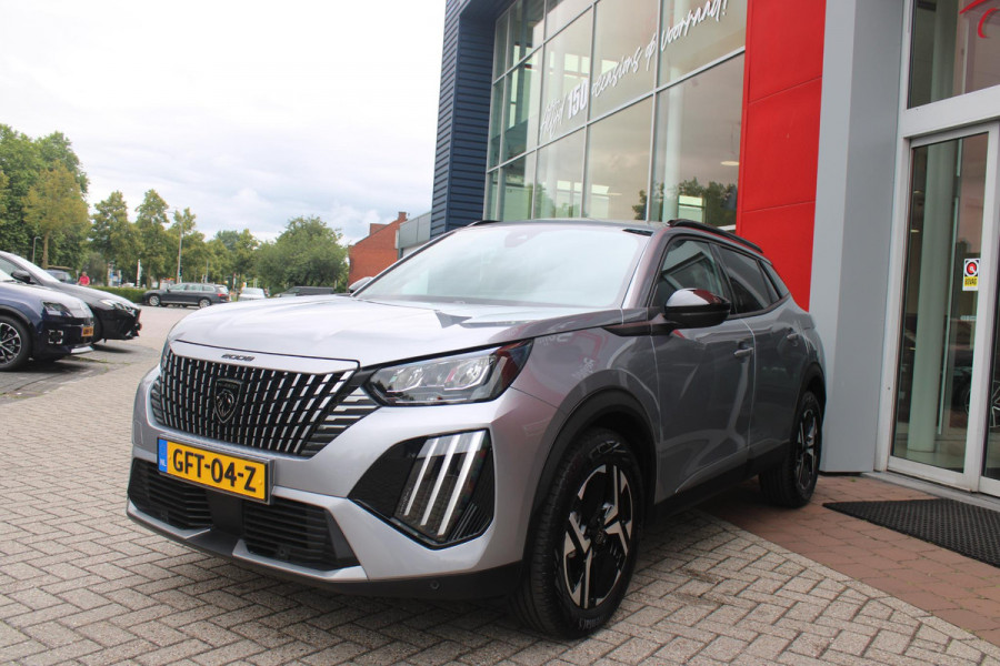 Peugeot 2008 1.2 100PK ALLURE | ACHTERUITRIJ CAMERA | NAVIGATIE | DRAADLOZE APPLE CARPLAY/ANDROID AUTO | PARKEERSENSOREN VOOR + ACHTER | CRUISE CONTROL | DAB+ RADIO | CLIMATE CONTROL | 17" LICHTMETALEN VELGEN | UNIEKE KM STAND! |