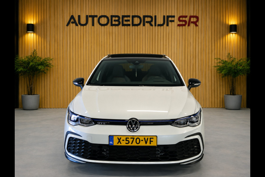 Volkswagen Golf 1.4 eHybrid GTE Pano! Hud! IQ! Standkachel! StoelW! StuurW! Camera!