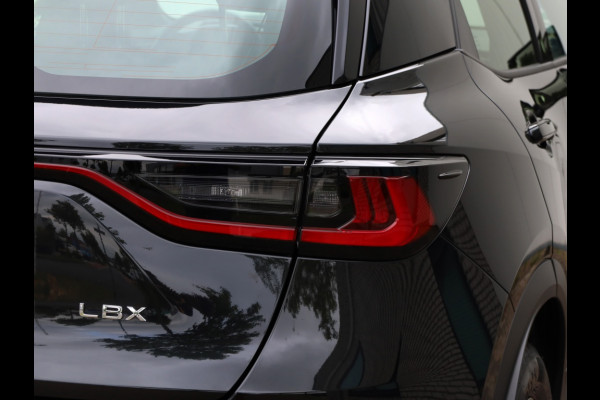 Lexus LBX Relax 2WD | Leder | Memory Seat | Dodehoek