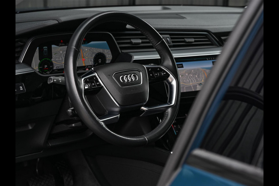 Audi e-tron e-tron 50 quattro Launch edition plus 71 kWh | Panoramadak | Luchtvering | Adaptive Cruise | Memory Seats | Stoelverwarming | PDC V+A |