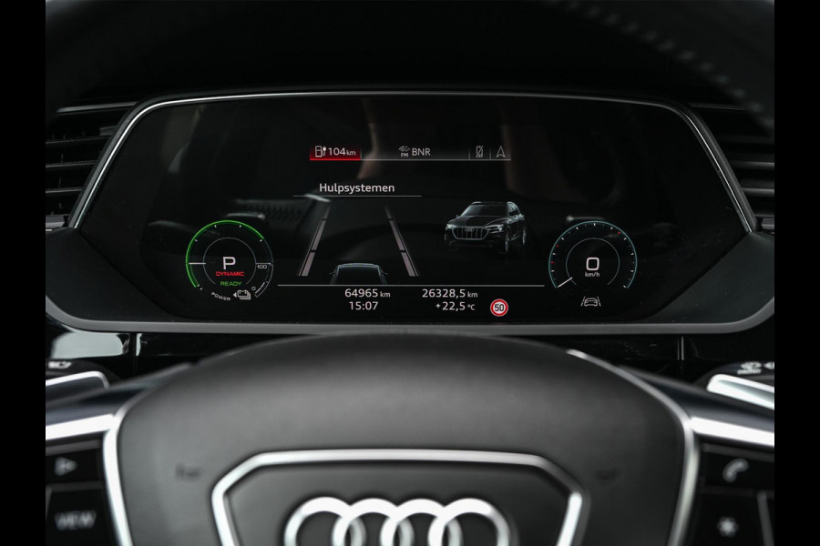 Audi e-tron e-tron 50 quattro Launch edition plus 71 kWh | Panoramadak | Luchtvering | Adaptive Cruise | Memory Seats | Stoelverwarming | PDC V+A |