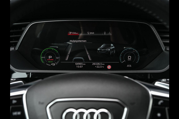 Audi e-tron e-tron 50 quattro Launch edition plus 71 kWh | Panoramadak | Luchtvering | Adaptive Cruise | Memory Seats | Stoelverwarming | PDC V+A |