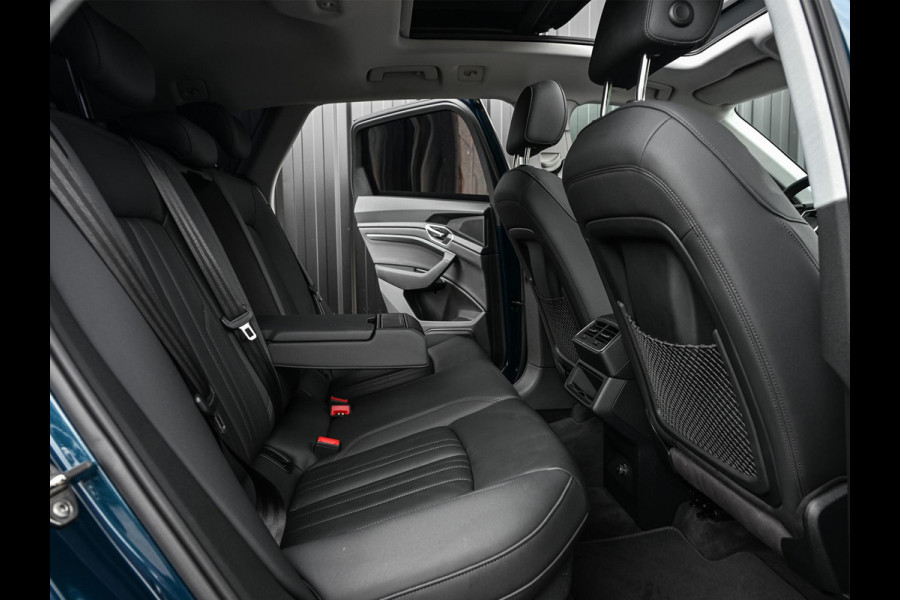 Audi e-tron e-tron 50 quattro Launch edition plus 71 kWh | Panoramadak | Luchtvering | Adaptive Cruise | Memory Seats | Stoelverwarming | PDC V+A |