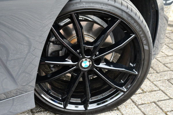 BMW 3-serie 320i M-Sport LCI-2 Pano ACC 360 HUD 19inch El-klep