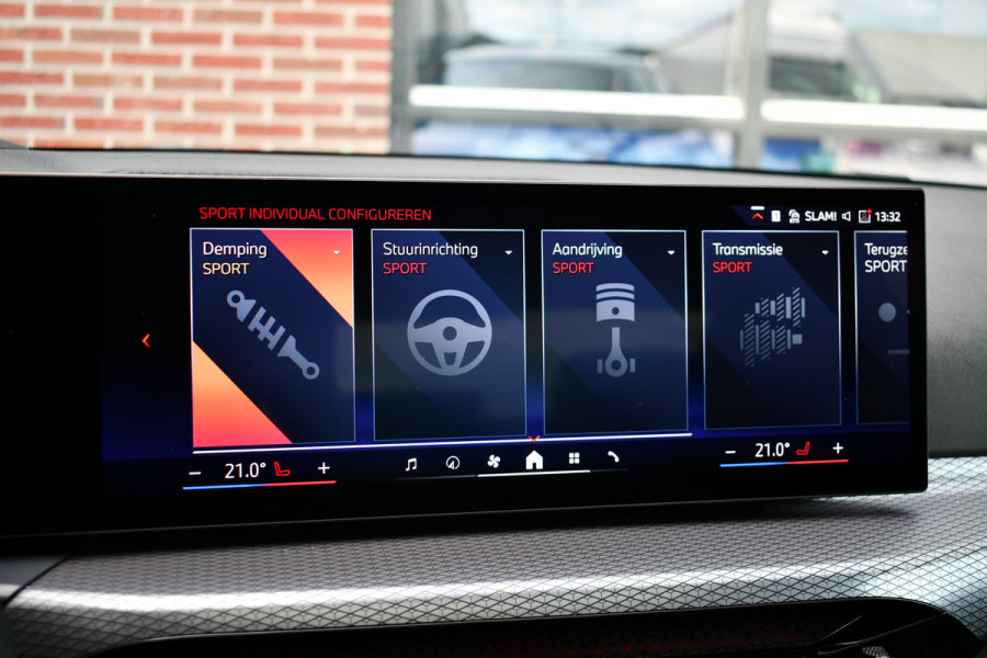 BMW 3-serie 320i M-Sport LCI-2 Pano ACC 360 HUD 19inch El-klep