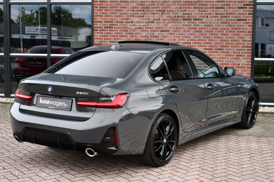 BMW 3-serie 320i M-Sport LCI-2 Pano ACC 360 HUD 19inch El-klep