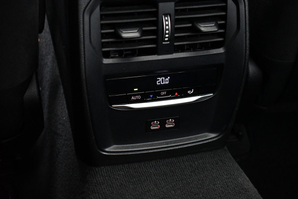 BMW 3-serie 320i M-Sport LCI-2 Pano ACC 360 HUD 19inch El-klep