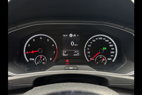 Volkswagen T-Roc Cabrio 1.5 TSI R-LINE DSG NAVI/CAMERA/STOELVERW.