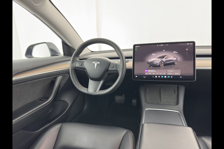 Tesla Model 3 Standard RWD Plus 60 kWh [3-Fase-11kW] (INCL-BTW) Aut. *PANO | AUTOPILOT | LEATHER | KEYLESS | FULL-LED | MEMORY-PACK | TOPVIEW | DAB | CARPLAY | DIGI-COCKPIT | LANE-ASSIST | HEATED- COMFORTSEATS | 19"ALU*