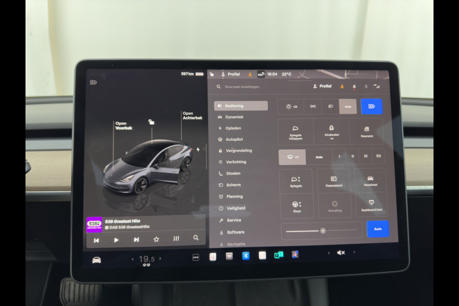 Tesla Model 3 Standard RWD Plus 60 kWh [3-Fase-11kW] (INCL-BTW) Aut. *PANO | AUTOPILOT | LEATHER | KEYLESS | FULL-LED | MEMORY-PACK | TOPVIEW | DAB | CARPLAY | DIGI-COCKPIT | LANE-ASSIST | HEATED- COMFORTSEATS | 19"ALU*