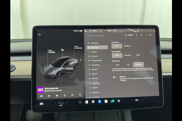 Tesla Model 3 Standard RWD Plus 60 kWh [3-Fase-11kW] (INCL-BTW) Aut. *PANO | AUTOPILOT | LEATHER | KEYLESS | FULL-LED | MEMORY-PACK | TOPVIEW | DAB | CARPLAY | DIGI-COCKPIT | LANE-ASSIST | HEATED- COMFORTSEATS | 19"ALU*
