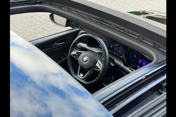 Volkswagen Golf 1.4 eHybrid GTE | Dealer onderhouden | Pano | ACC | Apple CarPlay / Android Auto