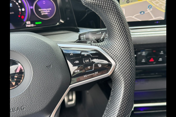 Volkswagen Golf 1.4 eHybrid GTE | Dealer onderhouden | Pano | ACC | Apple CarPlay / Android Auto