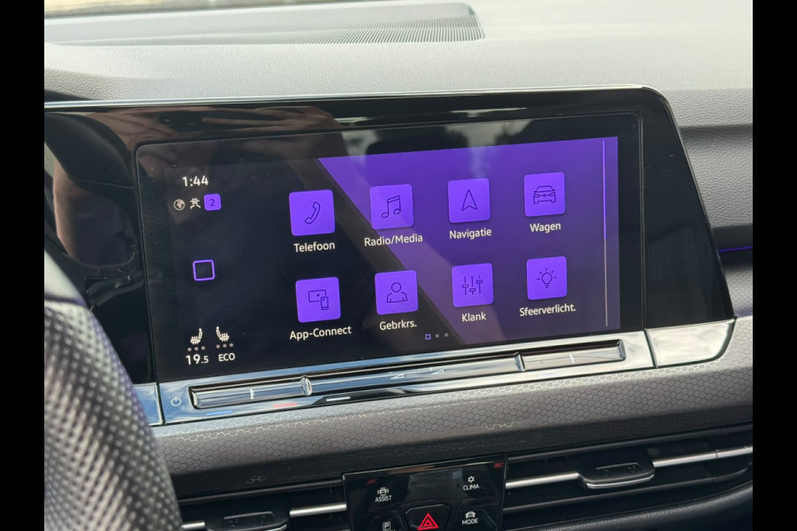 Volkswagen Golf 1.4 eHybrid GTE | Dealer onderhouden | Pano | ACC | Apple CarPlay / Android Auto