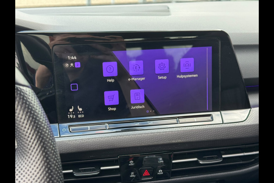 Volkswagen Golf 1.4 eHybrid GTE | Dealer onderhouden | Pano | ACC | Apple CarPlay / Android Auto