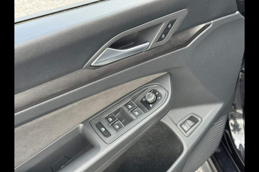 Volkswagen Golf 1.4 eHybrid GTE | Dealer onderhouden | Pano | ACC | Apple CarPlay / Android Auto