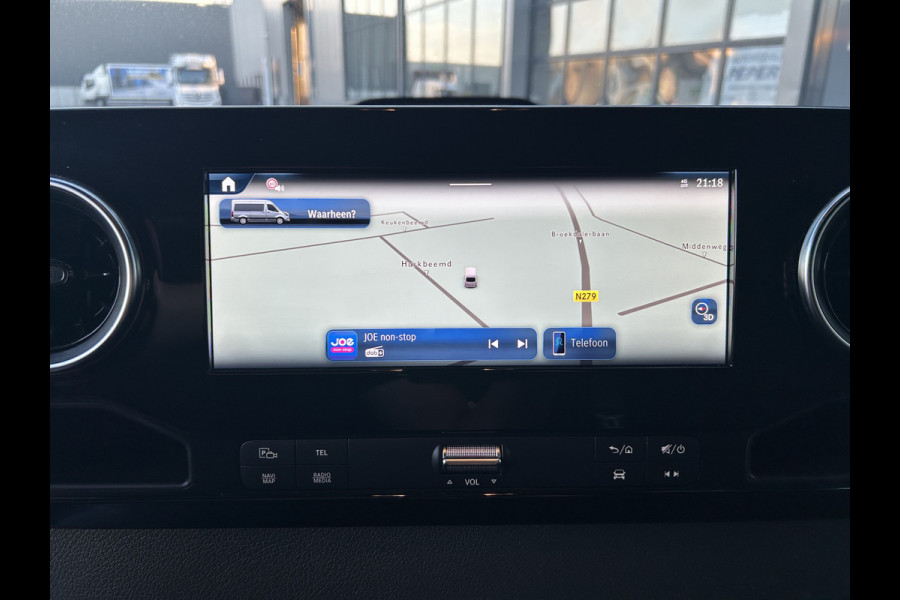 Mercedes-Benz Sprinter 317 CDI L2 H2 Pro LED / MBUX / Navigatie / Camera / Parkeersensoren / Cruise control / Airco / 270 Graden achterdeuren