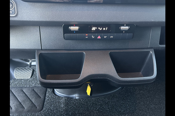 Mercedes-Benz Sprinter 317 CDI L2 H2 Pro LED / MBUX / Navigatie / Camera / Parkeersensoren / Cruise control / Airco / 270 Graden achterdeuren
