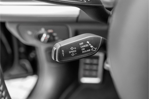 Audi A6 Limousine 1.8 TFSI S-Line Parkeerhulp CarPlay 19"