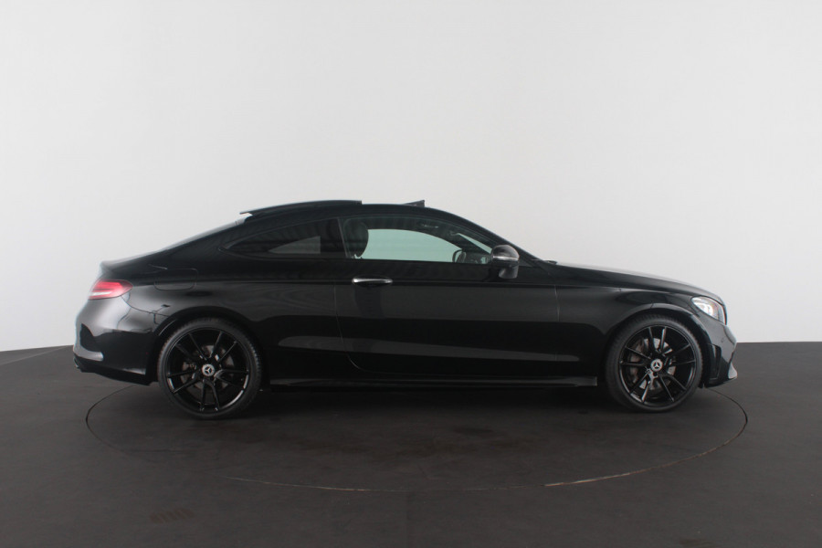 Mercedes-Benz C-Klasse Coupé 300 Premium AMG Plus Pack > 258pk/Pano.Schuif/Burmester/Standkachel/Sfeerverlichting....