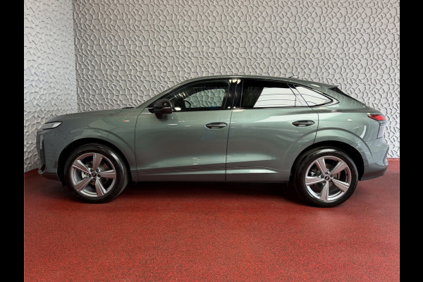 Audi Q3 Sportback 35 TFSI S-EDITION HYBRID ZONDER STEKKER PANO SCHUIFDAK TREKHAAK ELEK.KLEP