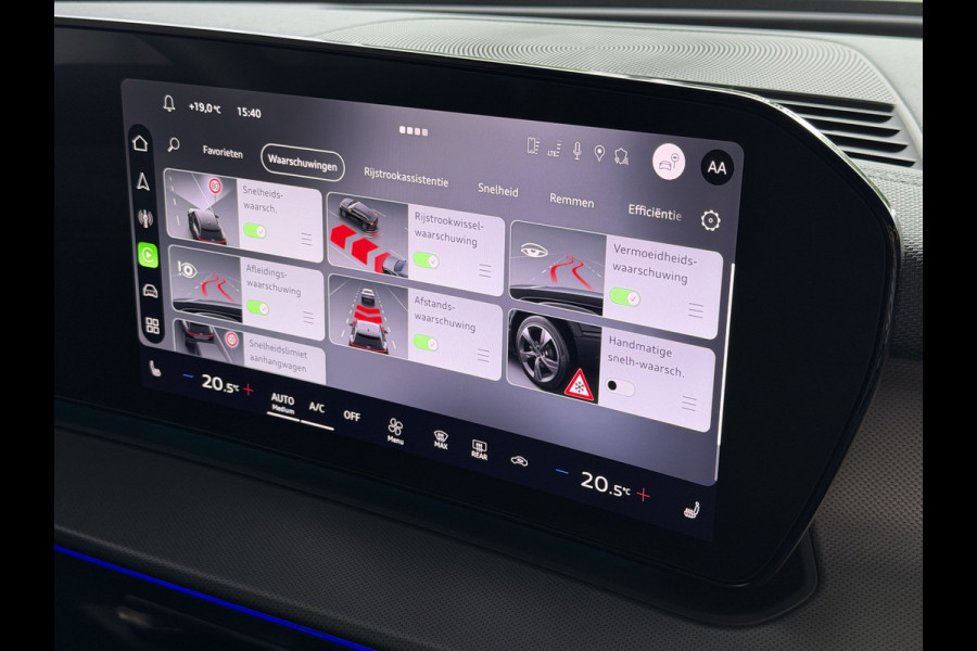 Audi Q3 Sportback 35 TFSI S-EDITION HYBRID ZONDER STEKKER PANO SCHUIFDAK TREKHAAK ELEK.KLEP