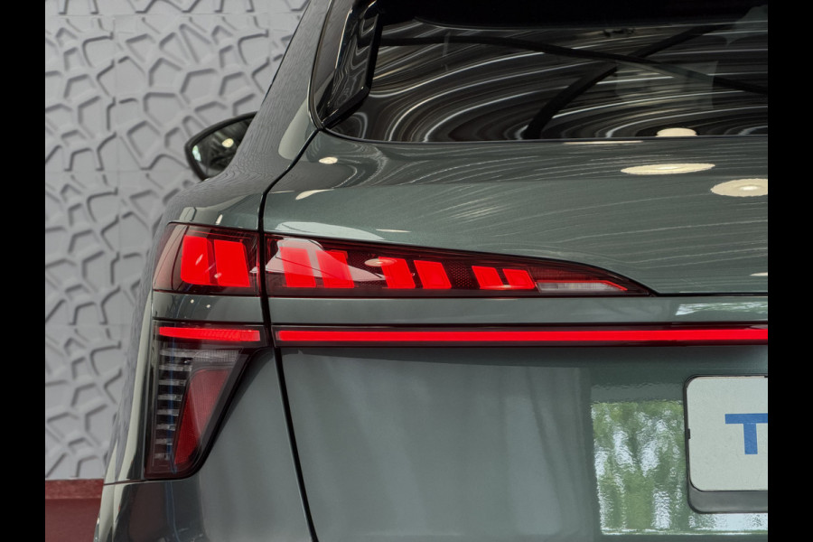 Audi Q3 Sportback 35 TFSI S-EDITION HYBRID ZONDER STEKKER PANO SCHUIFDAK TREKHAAK ELEK.KLEP