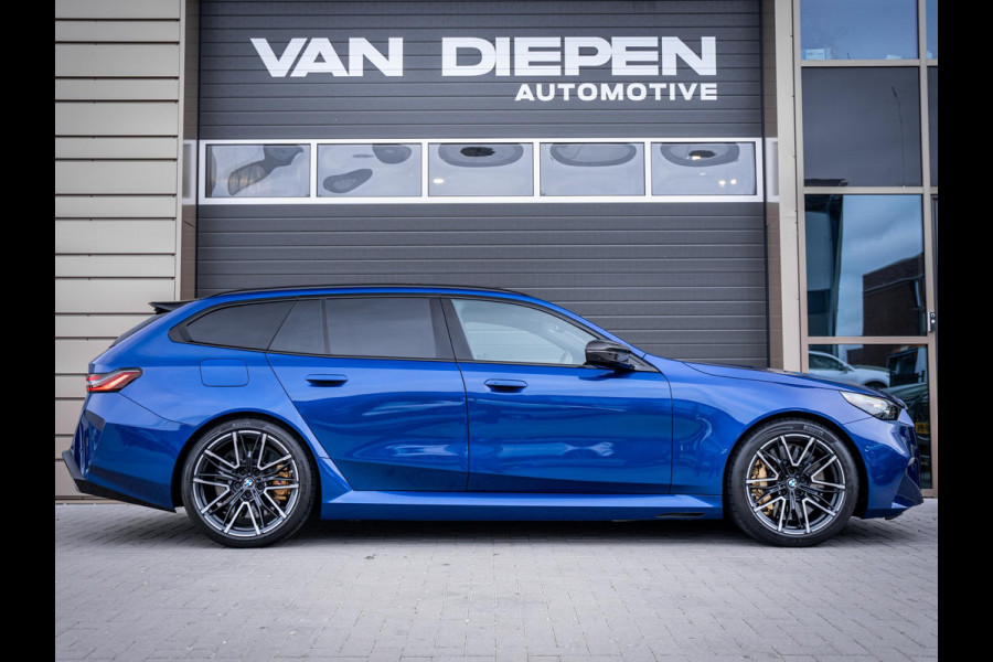 BMW 5 Serie Touring M5 728PK - M-Drivers Pack l Ceramic l PANO l B&W