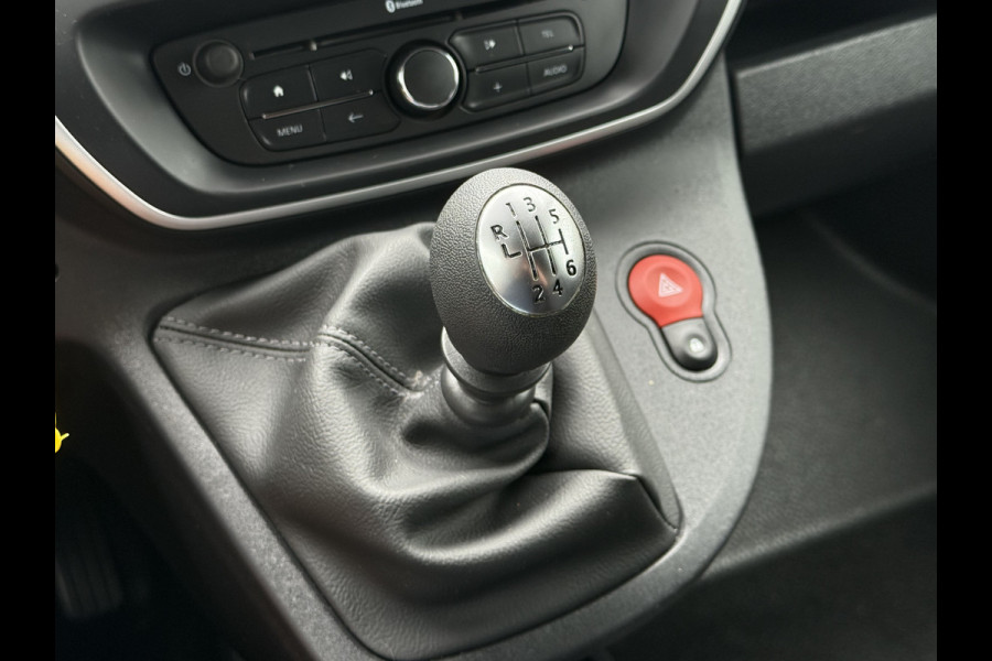 Renault Kangoo 1.5 dCi 80PK COMF / L1H1 / 1e EIG. / TREKHAAK / AIRCO / CRUISE / NAVI / BLUETOOTH